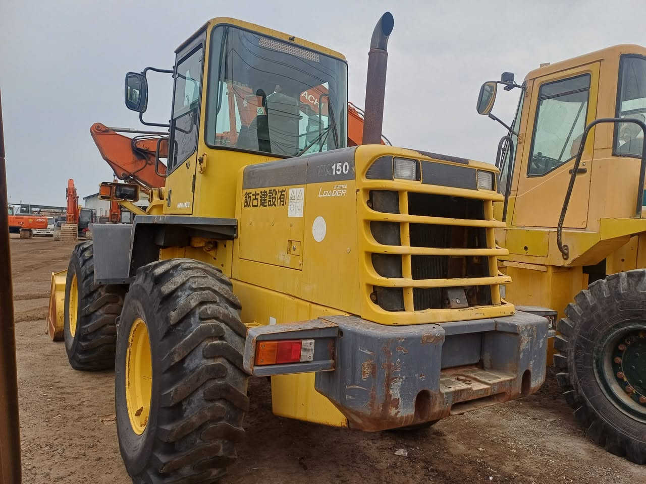 طابت اوقاتكم..
شركة أمواج ضفاف الرافدين 
لتجارة المعدات الثقيلة والتعهدات والوكالات التجارية
 شفل Komatsu 
حجم WA150
📌العنوان محافظه البصرة 
{ الزبير طريق سفوان } 
للاستفساراكثر اتصل على الأرقام التالية
• Mob :-  ‎*********** 
• Mob :-  *********** 
• WhatsApp :- ***********
