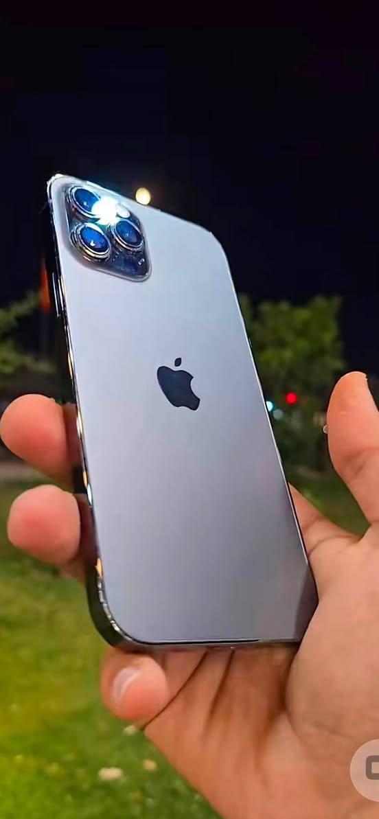 ‏12 Pro ماكس مقفول كفالة عامة السعر 550 وفي مجال وهذا رقمي ***********￼

