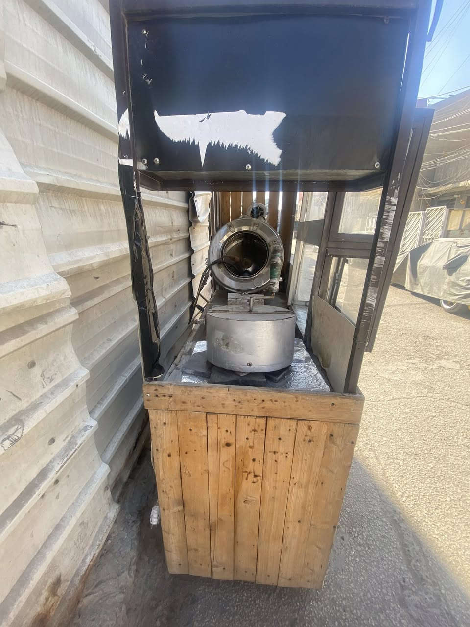 مكينه حب وشاميه لبيع مستعمل شي قليل ورايده ٣٧٥وبيه مجال  ***********العنو بغداد الدوره العامين
