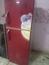 ثلاجه ١٨قدم • نضيفه • الطارميه