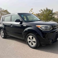 للبيع كيا صول  موديل 2015 محرك 1600 ماشيه 120milضررها جاملغ  امامي وبي...