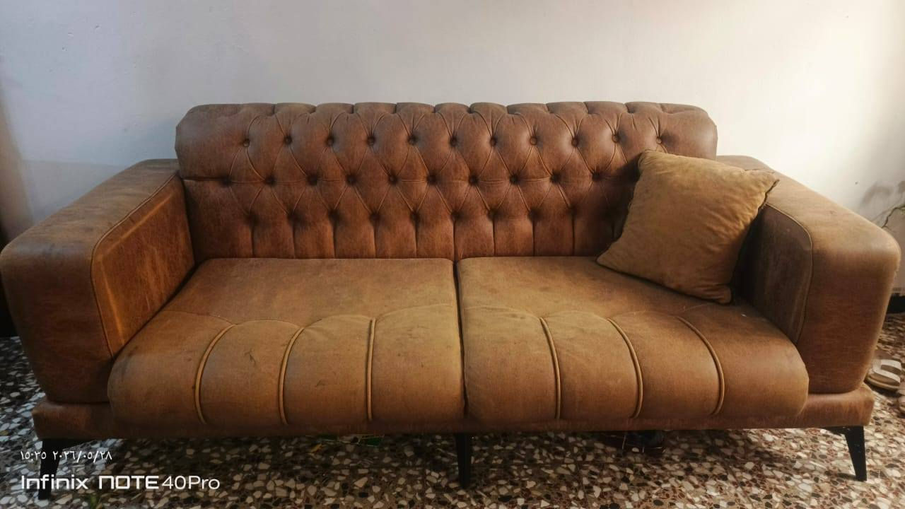 للبيع أثاث بحالة جيدة 
🛋️ قنفه + كرسي بسعر 600,000 دينار

📺 ميز تلفزيون كبير + طبلات بسعر 100,000 دينار

الأثاث نظيف وجاهز للاستعمال، والسعر مناسب.

للاستفسار أو المعاينة راسلني على الخاص او للتواصل ***********
