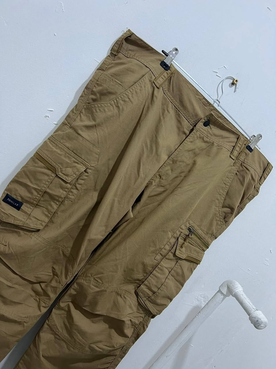 .
forclaz 
size _34_36
orginal
نظافە %100
توصیل جمع
بالە مستخدم 
108cm
***********
