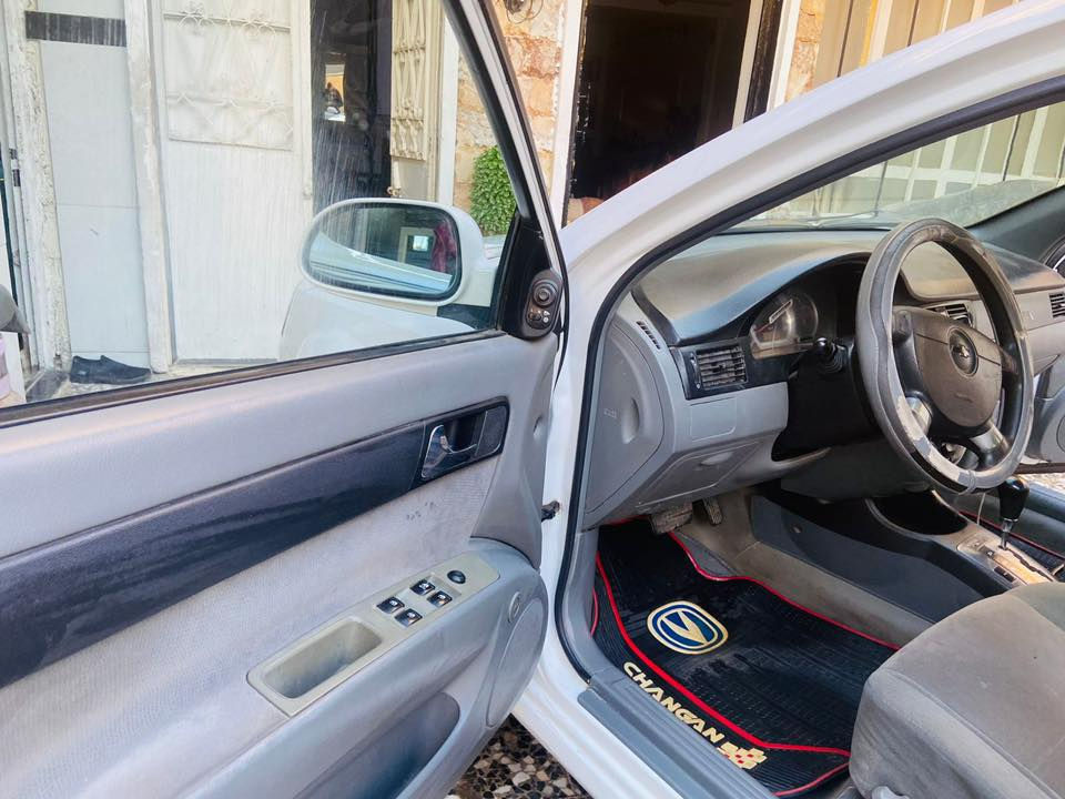 سلام عليكم للبيع أوبترا ٢٠١١ شركه العامه
سياره جديده 
بيها تبديل بابين وصبغ جاملغ خلفي وأمامي لتوحيد ألون وبيها صبغ ع كد شبر بل بنيد وكعت عليها طابوكه 
كير مكينه جدد تبريد ثلج صدر جديد 
السياره بسمي 
***********
المشتل المعلمين 
السعر ٧٧ وبيها مجال
