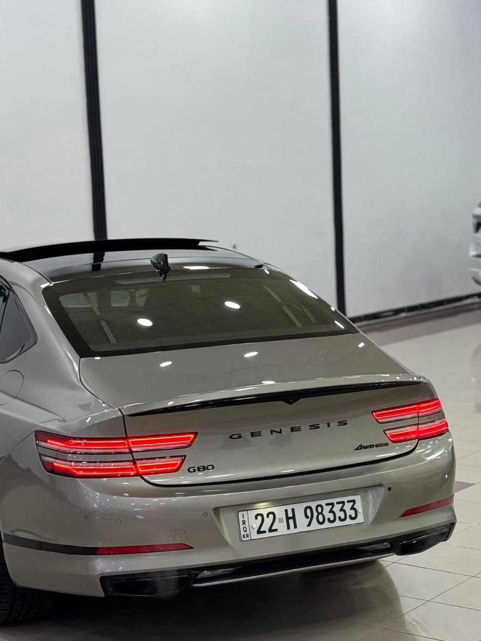 🔥سعر مناسب جداً جداً 🔥💰
✨‏ Genesis G80 2021✨
✨جينسز جي 80 موديل 2021✨

🔵 الملاحظات 
* المسافة المقطوعة 42 ميل
* حجم محرك 6 سلندر ٣.٥ توين توربو🚀
* لون سيارة ذهبي و داخل سيارة لون نيلي و قهوائي

💥 ضرر 5 قطع صبغ سيارة بجم كبس و خلف كبس خمس قطع صبغ حادث صطحي

🟠 مواصفات
* بانوراما
* كاميرة خلفي دوارة
* صندوق شفط
* كشنات امامي تدفئة + تبريد
* داخل دشبول و بيبان Ambid Light
* تشغيل عن بعد
* بردة خلفي + بيبان
* سيستم صوت سماعات 
* ابواب شفط 
* رادار امامي خلفي 
* حساس امامي خلفي 
* اربعه دسك 
* جنطه كهربائي شفط 
* كير ماوس 
* موس تحكم بل شاشه 
* تبريد بيانو 
* كراسي تدفئه تبريد 
* ستيرن تدفئه تبريد
* بردان ابواب 
* بردا خلفيه كهرباء عل بك
* كامرا خلفيه
* بانو رامه
* لايت زنون 
* مري قلاب 
* اشاير بل مري 
* كرسي كهرباء سائق وراكب 
* تخم تاير جديد 
* سيارا جديدا 
✨وبعد بيهة هواي مواصفات ما مذكورا

📍 مكان السيارة النجف الاشرف / الكوفة
☎️ رقم صاحب السيارة
***********

جينسز جي 80 موديل 2021
مكان السيارة النجف الاشرف / الكوفة
رقم صاحب السيارة
***********
السعر 239  ورقة و بي مجال بسيط للشراي
