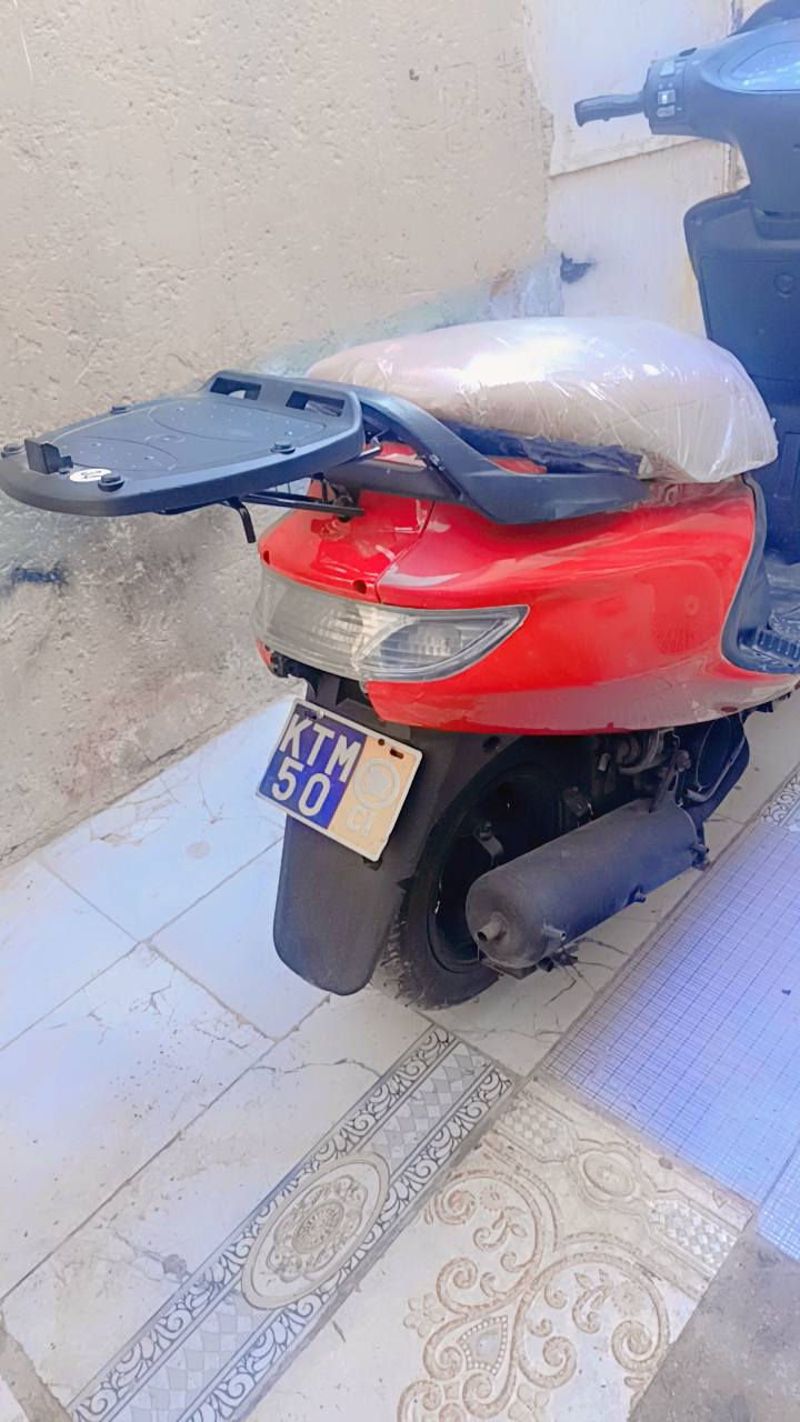 ***********سلام عليكم اخواننا الاعزاء ورحمه الله وبركاته دراجه فراشه للبيع والسعر مناسب للناس الشرايه الدراجه كلها حلوه وشغاله ونظيفه وما بيها كل خلل قسما بالقران الكريم فقط يرادلها باكر ما بيها فتجيب لك باتري وانا خادم لك الدراجه كلها شغاله من كهربائيات من سيف من هندور من منجك صفيح لايت بقلايه عشاير كلها شغاله الدراجه وعن الحلال والحرام عمي الدراجه مجفته انا مجفته بايدي زين وكل شيء ما بيها الدراجه كانه ما طالعه من الوكيل وما بيها كل خلل فالسعر 400,000 دينار وابيها مجال للناس الشرايه العنوان الكوفه حي نيسان مقابل سكله القرعاوي وراح اعطيكم رقم الهاتف مالتي بدايه الاعلان تقدر تتصل عليه على اثير وعلى الواتساب فقط على التعليقات على الخاص ما ارده لان ما عندي تعذروني وتحياتي لكم وشايف الف خير عمي اللي ياخذ هاي الدراجه وباقي التفاصيل في المقطع الفيديو تابعه
