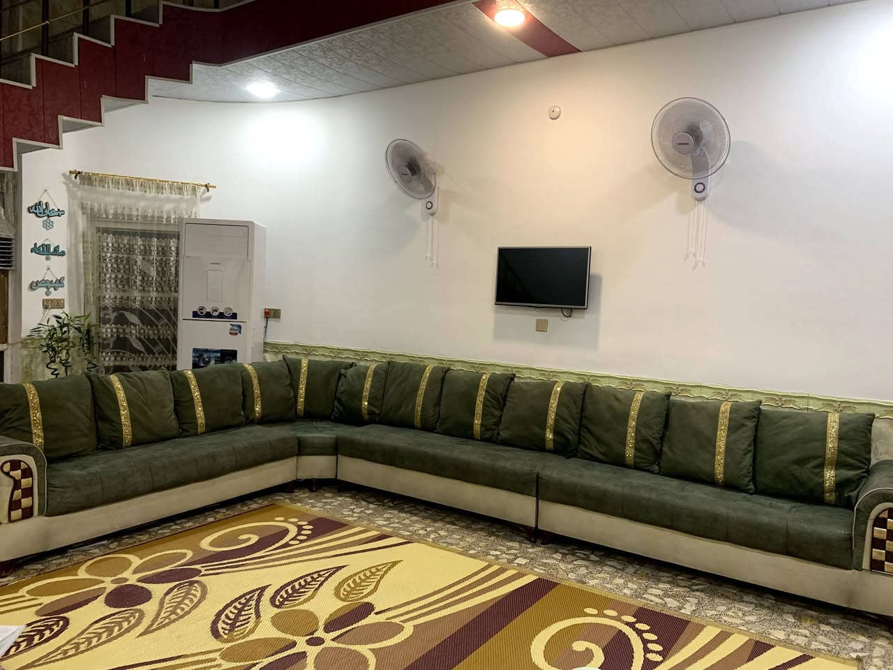 ديوان تزكام شغل درجة اولى مستعمل نضيف 10 نفرات
 7.5 متر السعر 350 وبي مجال 
العنوان نجف حي  العدالة


**إذا كنت صاحب هذا الإعلان وتريد حذفه لأي سبب، رجاءا أرسل رسالة إلى الدعم الفني**