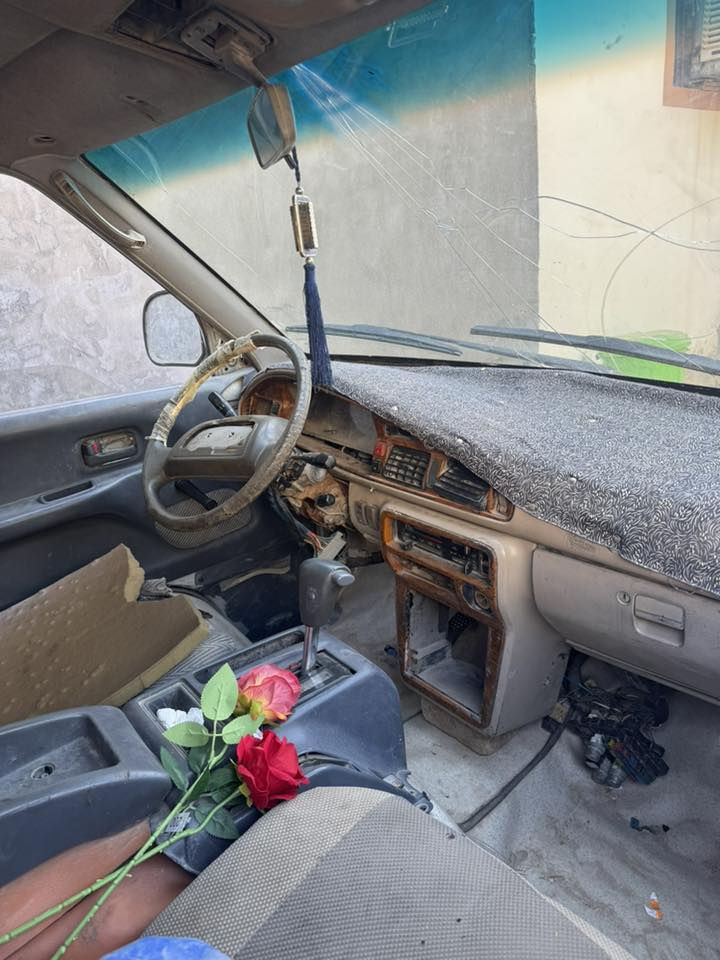فاره موديل ٩٢مكينه وكير ونجي جدد المكينه والكير سياره جاهزه حط كير وطلع وين ميعجبك 
مراوس بسياره ادوات حسب القناعه ***********
