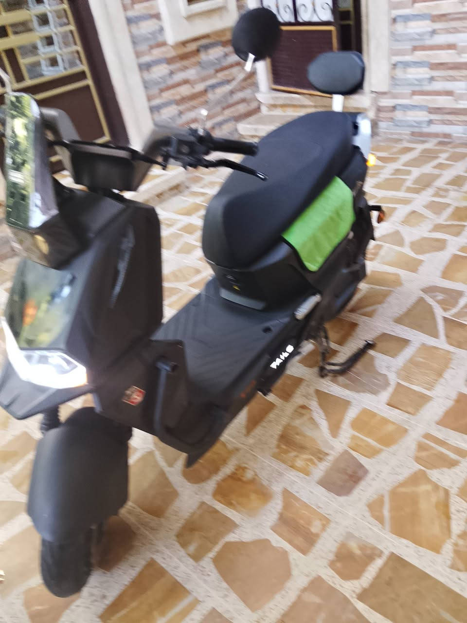السلام عليكم درجة TAiLG النوعيهT73 الون اسود فحمي 
بطارية نضيف 🔋فول اشير يمن يسر ليت عليه نصي درجة جديد وضع شركة درجة مل بيت تخذه متصرف عليه كلشي جهاز اتصال عل رقم *********** درجة متعجبك لا تكسر بيه
