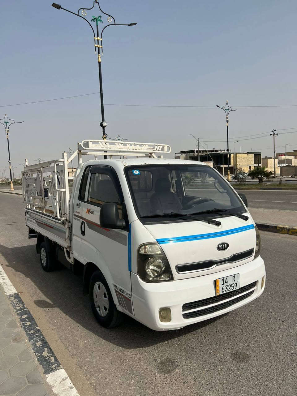 كيا بنكو مكفولة موديل ١٥ بسمي كير مكينه حدادة تبريد شاصي رقم شاصي مكفولات رقم بصره  مكان بصرة السيارة طك سلف لربيل سعر ١٠٥ مال جناي ***********
