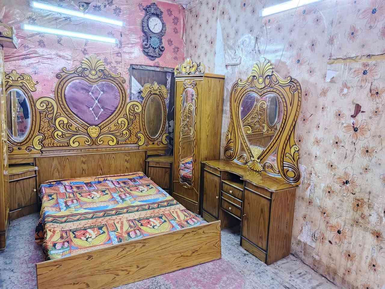 غرفه اخشاب ست ابواب ملحق للبيع السعر 650صاج الزاويه كنتوريه موديل حديث العنوان بغداد وكو توصيل انتصال ***********متواجد وتساب

