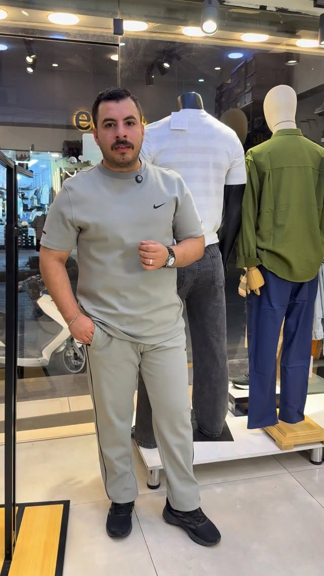 ⁨	تراك نايك اصلي 
خامه اصليةقطن 
قياسات M L XL XXL
للحجز مراسلة الصفحه⁩


**إذا كنت صاحب هذا الإعلان وتريد حذفه لأي سبب، رجاءا أرسل رسالة إلى الدعم الفني**