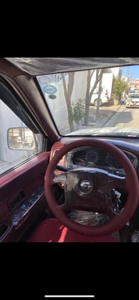 بيكاب نيسان • ٢٠١٢ • دبل ٤×٤