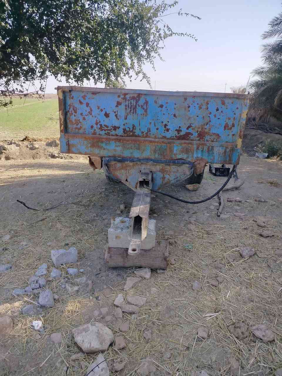 للبيع عربانه سكندريه جديده تخم تاير جك كلاب كامله سعره مليون وبيه مجال العنوان الديوانية علا طريق 
***********
