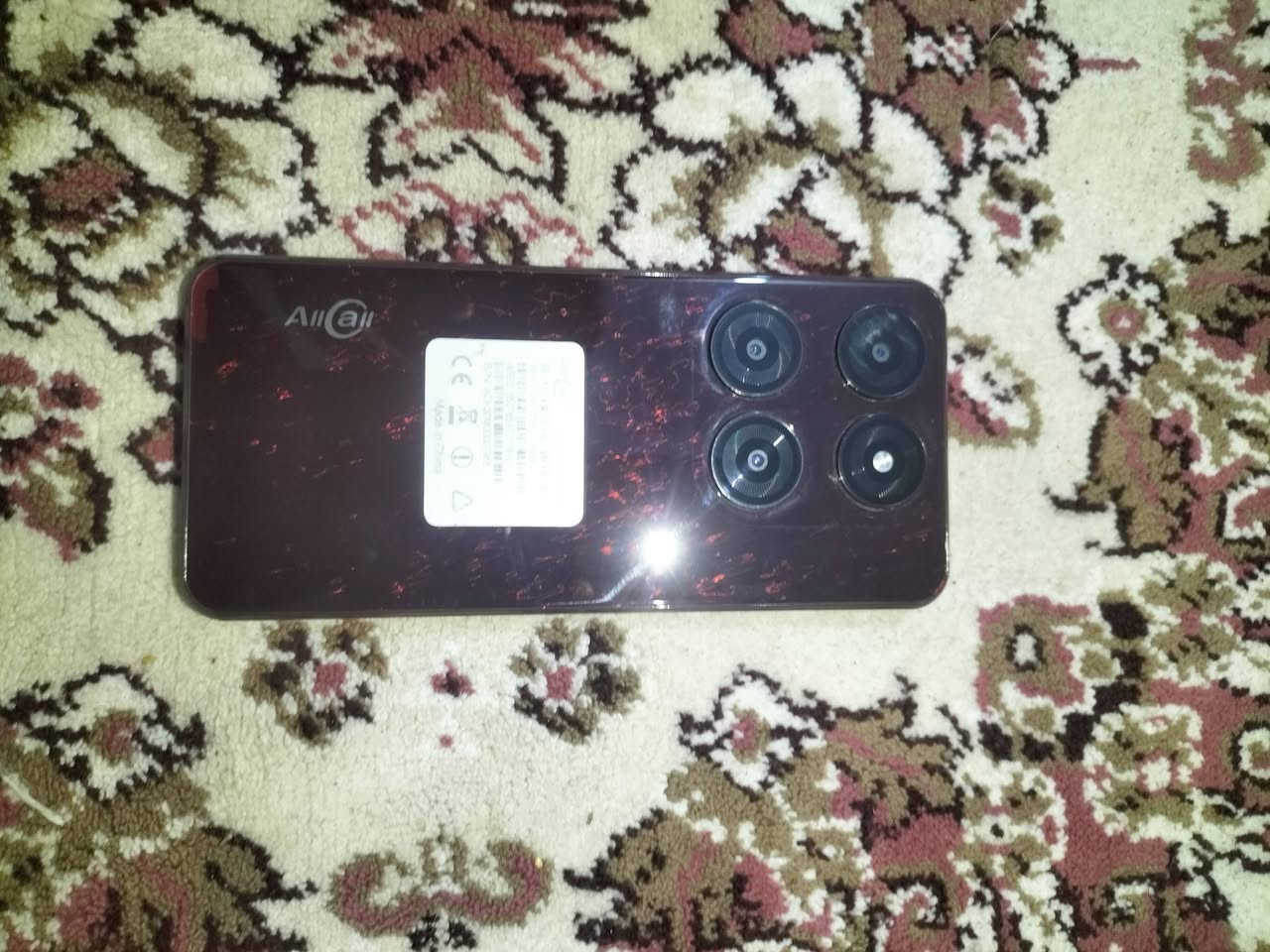 موبايل ما ابي اي عيب ذاكرته 128 رام 4 سعره 75 ويرهم مراوس مراسله خاص***********
