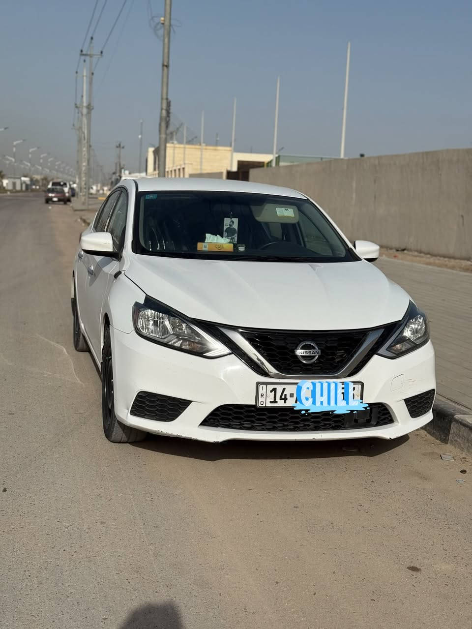 نيسان سنتره مديل 2018 رقم جديد سنويه جديده بصره باسمي سياره وارد امريكي فول رادار امامي  ضربتها يم قبق بانزين عنواني بصره جنينة رقمي *********** السعر 97
