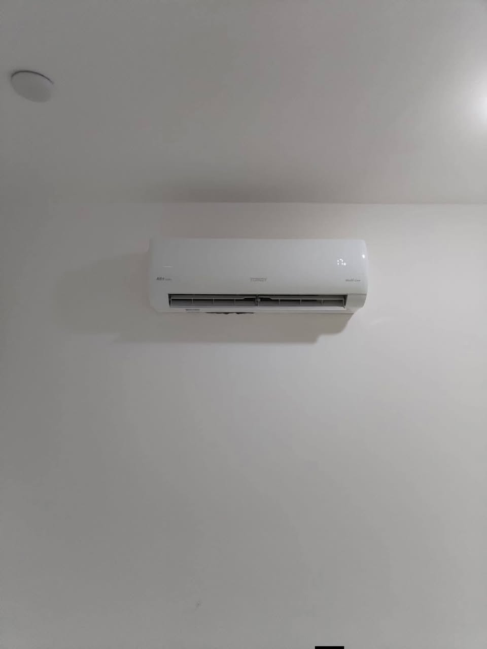 ورشة  الثقة
لصيانة كافة أجهزة التبريد 
والتثليج صيانة موقعية 
سبلت مكيف ثلاجة مجمدة براد ماء غرف تجميد موقعية *********** 
 *********** علي تبريد
