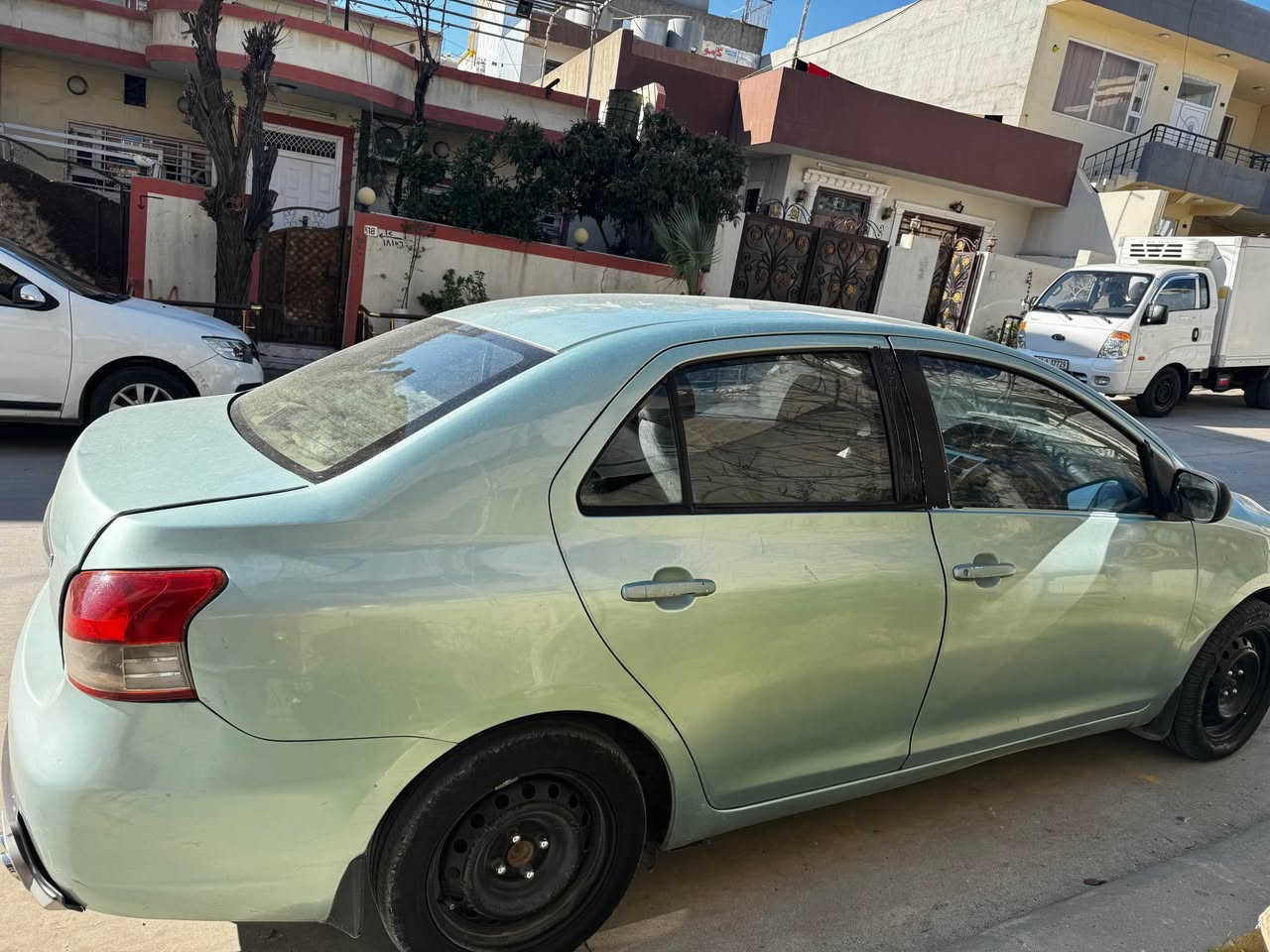 یارس مۆدێلی ۲٠٠۸ مواسەفات ئەمریکی مەکینە گەورە ئۆتۆماتیک تەحویلی ئەسڵی ساحيبى مةوجودة  کامل جلاتینە کەمێ قوپاوی هەیەو دەعمی نیە تەبرید و گەرمی زۆر مەزبووت و سەیارەیەکی زۆر جاهیزە  نرخى ٦٣و معامەلە*********** السليمانية, العراق
