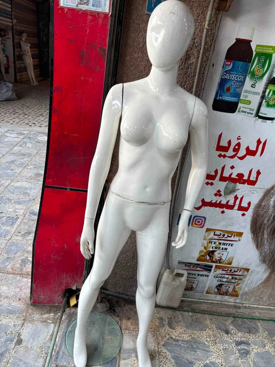 مساء الخير 
عندي عشر ملكانات بيع مستعجل 
بـ30 نهايتها كلش ونضيفات بس وحدة يمكن اديها مامو … دينباعن ب50 وفوك


**إذا كنت صاحب هذا الإعلان وتريد حذفه لأي سبب، رجاءا أرسل رسالة إلى الدعم الفني**