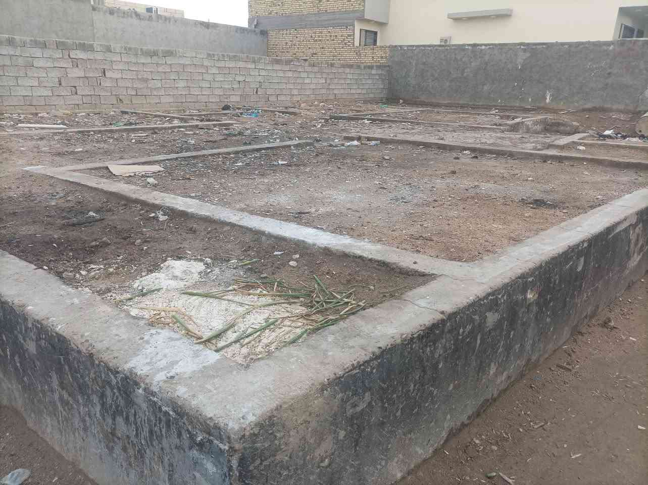 عرصه ركن للبيع 
في حي صكر المساحه 200متر الاستفسار علئ الرقم او مراسله الصفحه 
***********
