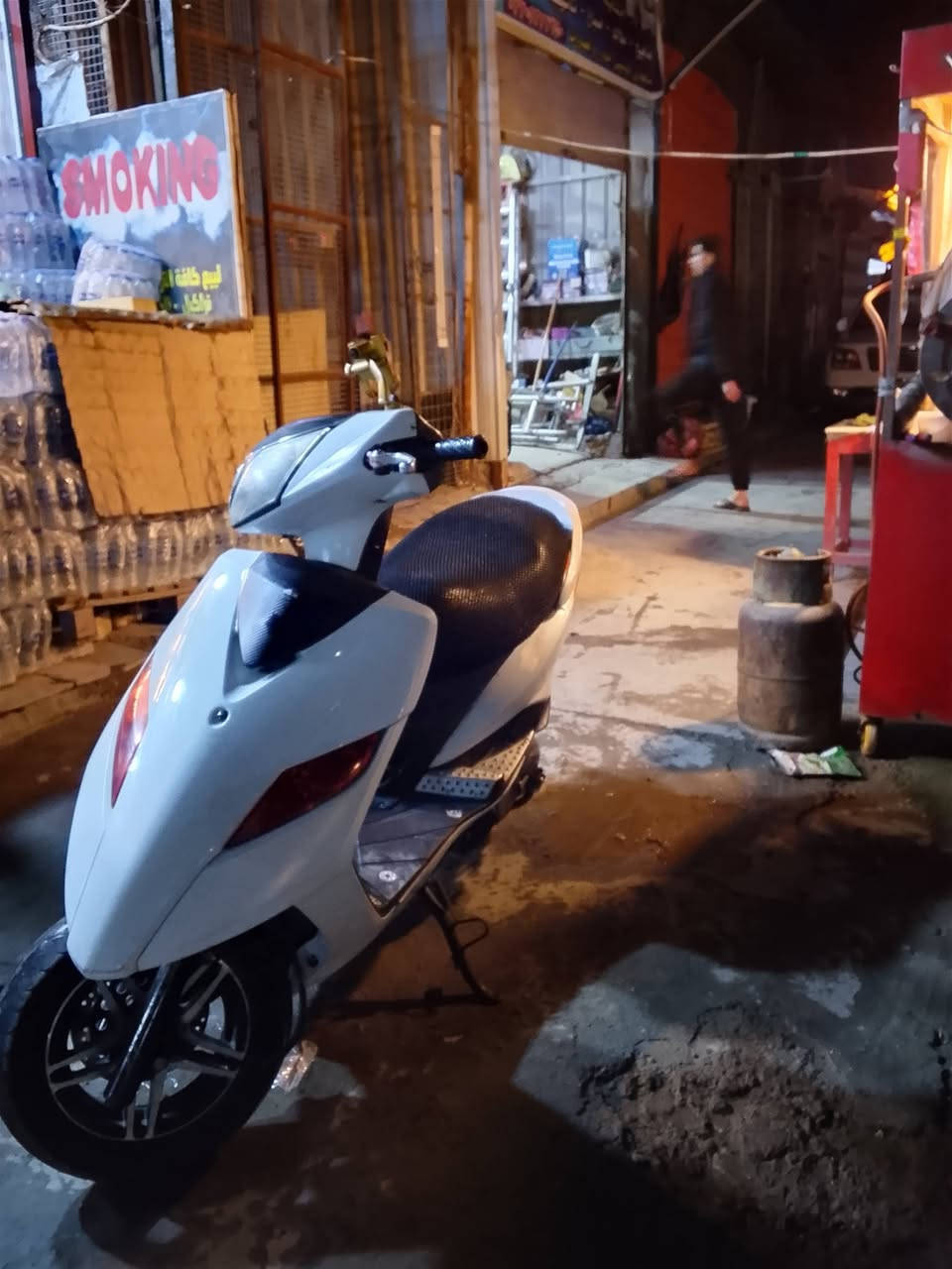 *********** ماكس ثعلب مزوده للبيع مكاني بغداد السعر 800وبيها مجال
