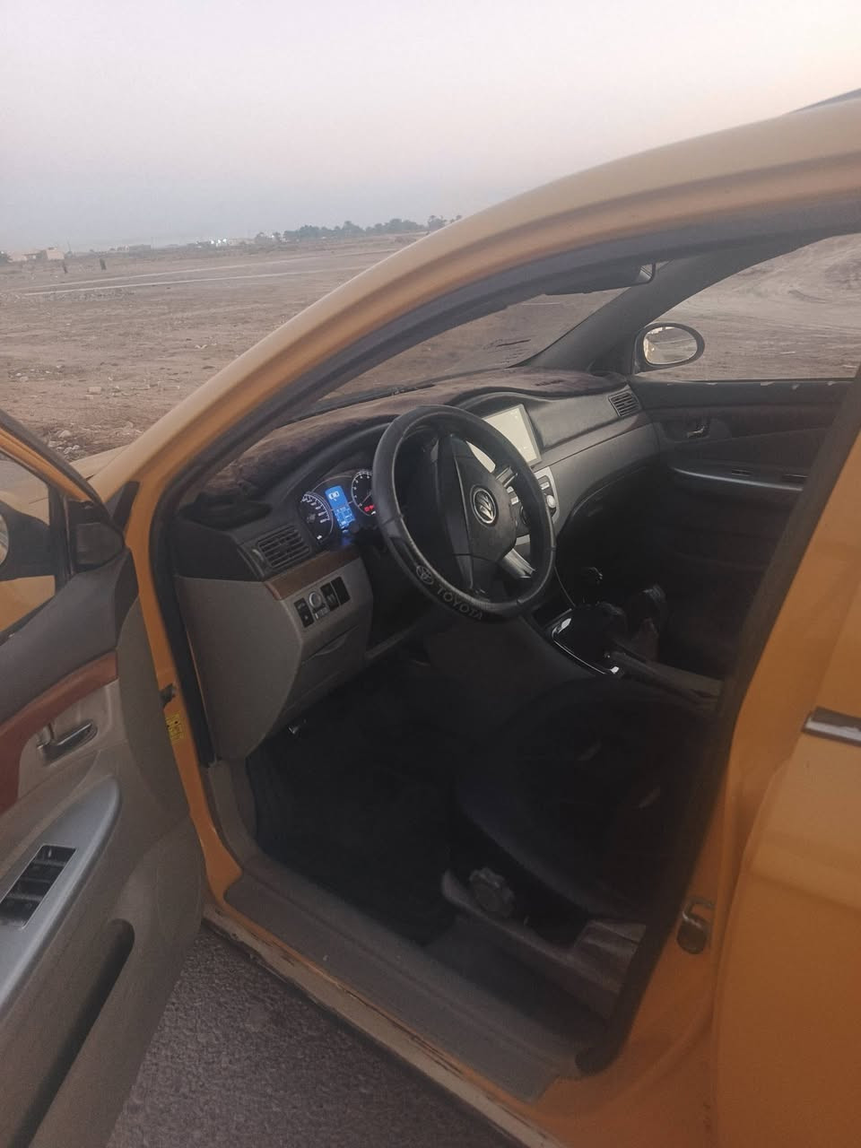 السلام عليكم سياره للبيع ايفان موديل 13 تخم تاير حداديه سياره   مكفوله سعر 40 مكان السياره ميسان***********
