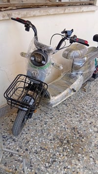 النجف • المجمع العلوي • دراجة كهربائية