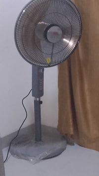 جديدة • مستخدمة مرة وحدة • أكبر قياس