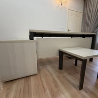 طاولة مكتبية • ٤ قطع • نظيفة