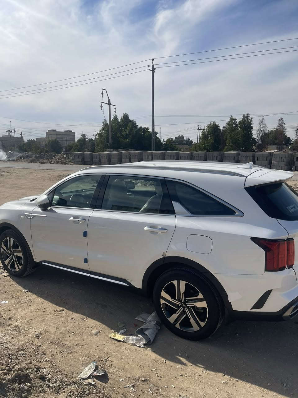 السلام عليكم
سورنتو  خليجه 
موديل ٢٣
رقم بغداد 
سنويه جديد
هزه جديد
ماشيه ٤٨ الف كيلو 
المواصفات 
٦ سلندر 
كشنات مخمل 
كشنات كهرب 
سبعه راكب 
هاند بريك بصمه 
ثلاث قطع تبريد 
أربع أنظمة قياده 
لايتات LED
صندوق كهرباء 
حساس امامي خلفي 
إشارة ترحيب 
مرايا شفط 
وبقيه المواصفات المعروفه .
العنوان ذي قار  
لمعرفه السعر الاتصال على الرقم 
*********** - ***********
