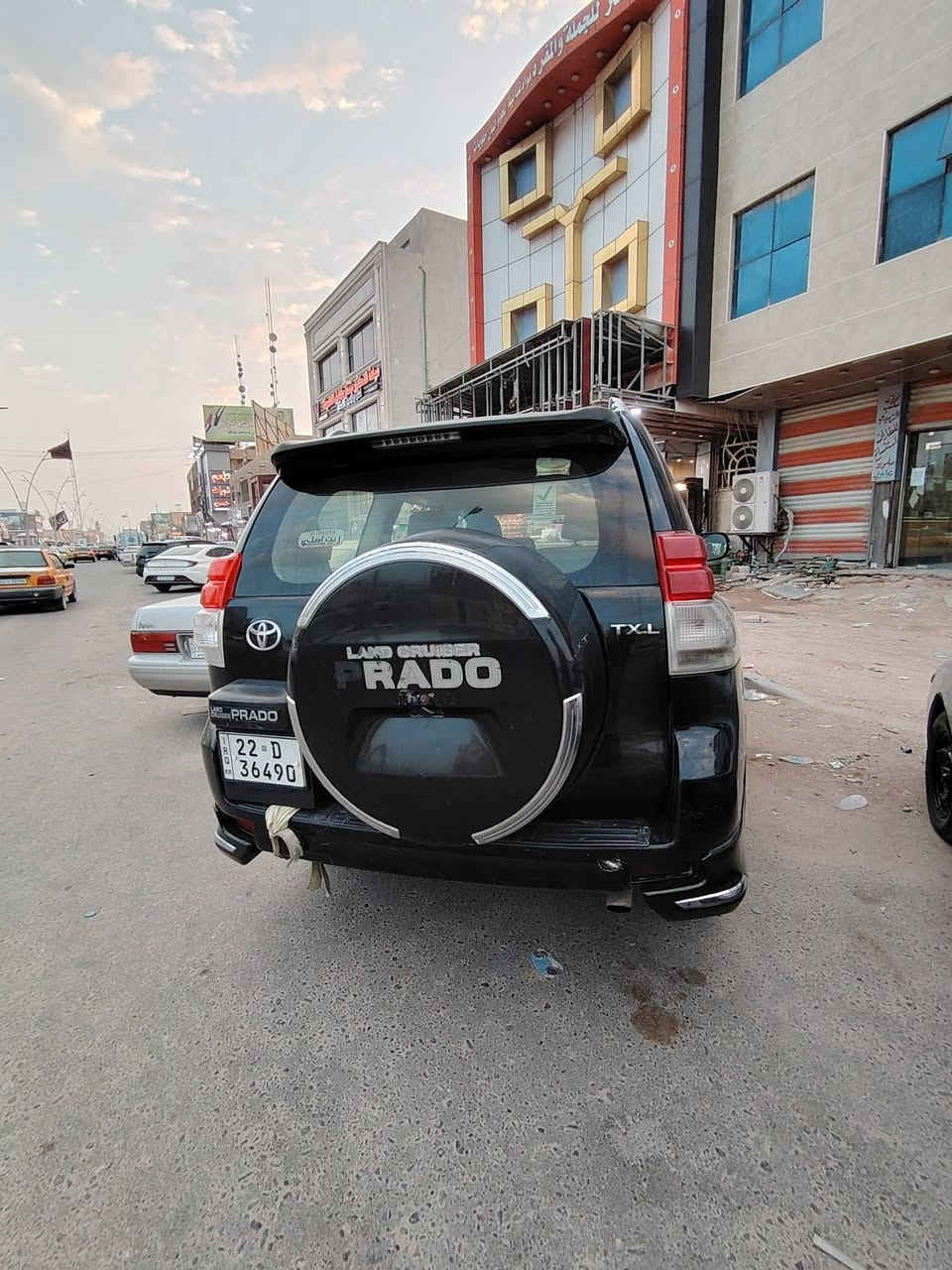 سلام عليكم برادو للبيع كير عادي سياره جيده رقم أربيل العنوان البصره الزبير سياره بسمنا بيها المكر الخلفي بي معجون للستفسار *********** السعر ب185
