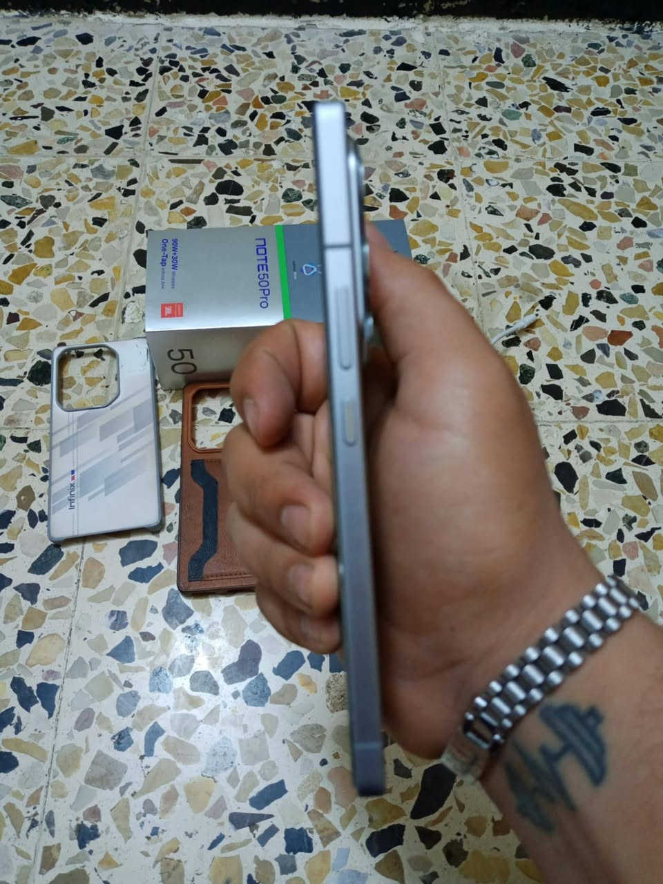 هفنكس نوت خمسين  الجهز شرط نضف 100)(السعر 270)التوصل خاص او انتصل ***********
