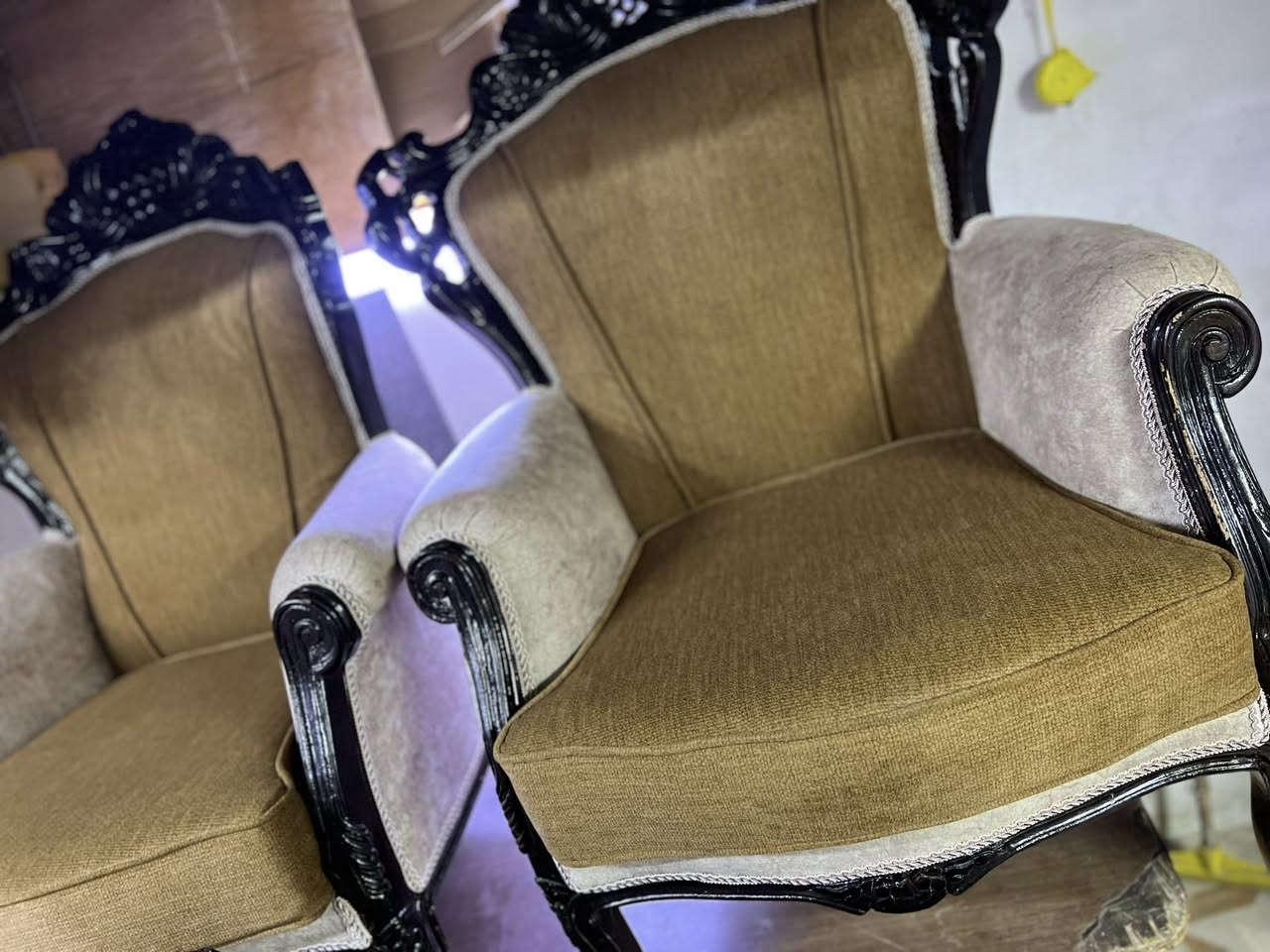 سلام عليكم نص تخم ملكي للبيع خشب صاج درجة اولى السعر 400المكان بغداد الكرادة  ***********
