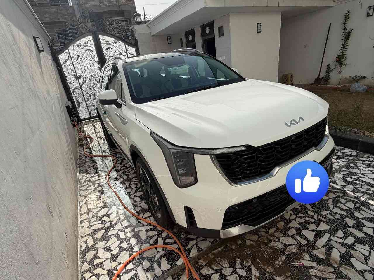 السلام عليكم سورنتو 2024 فول مواصفات عدا الكشنات مخمل وعدا الفورويل ماشيه ٢٩ الف كفاله عامه رقم بغداد العنوان بغداد البلديات ***********
