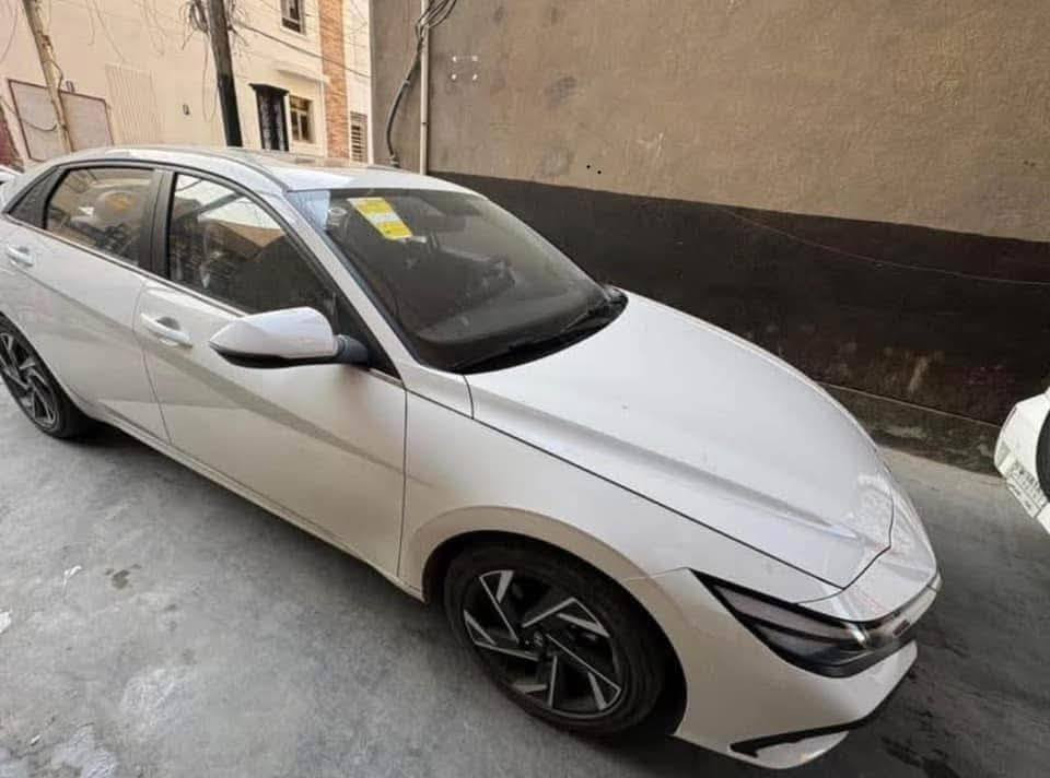 السلام عليكم النترا 2024 خليجي تجميع الصين رقم اربيل الدولي الجديد سنويه وهزة وفحص هجديد بسم شركة وكالة او تحويل مكفولة كفالة عامة من صبغ وضربة وتبديل ومكينة وكير وحدادية وتبريد كله كفالة شرط مكينة 1500 دبل نوزل فول موصفات بصمة تشغيل بصمة أبواب ويل كب كروم كشنات جلد شاشة كبيرة كامرة دوارة لد تحكمات استيرن اشاير بلمري مري شفط قطعتين تبريد كامرة دوارة لد نهاري أنظمة قيادة حساسات وبعد بيها موصفات السعر ملاحظة مكينة والكير مامفتوحات علا وضع الشركة ماشية 24 الف كم حقيقي السعر 138 وبيه مجال للشراي الرقم ***********
