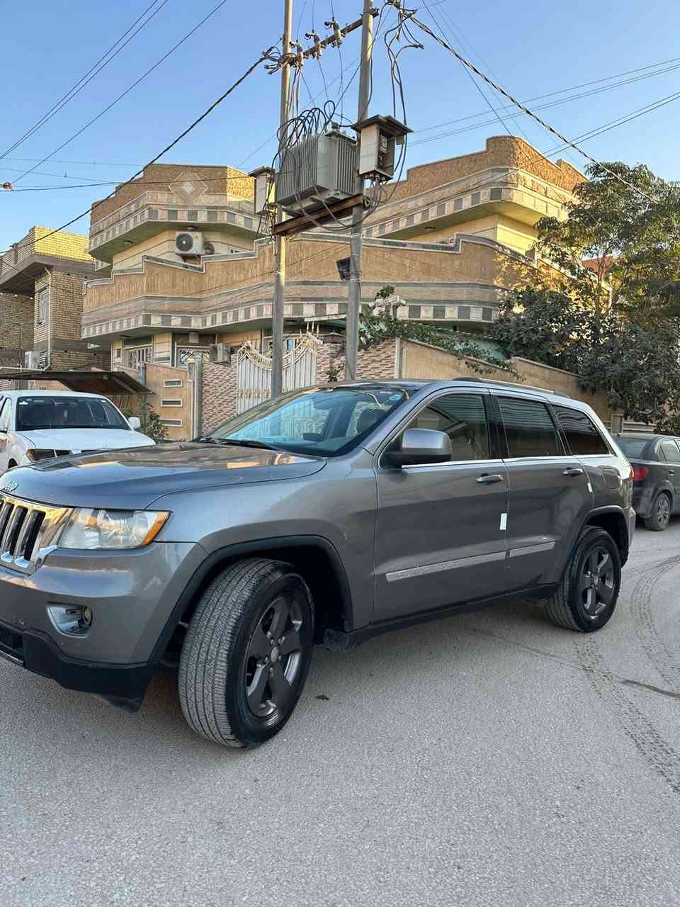 سلام عليكم
جيب شيروكي موديل 11
ماشيه 190 ميل 
كير ومحرك بلاد بشرط 
مصبوغه عام اثر جرد 
حادثه من امريكا جاملغ خلفي 
رقم شاصي موجود
مكانه بالحله 

سعره 125 وبيه مجال لشراي 
واتساب ***********
اتصال ***********
