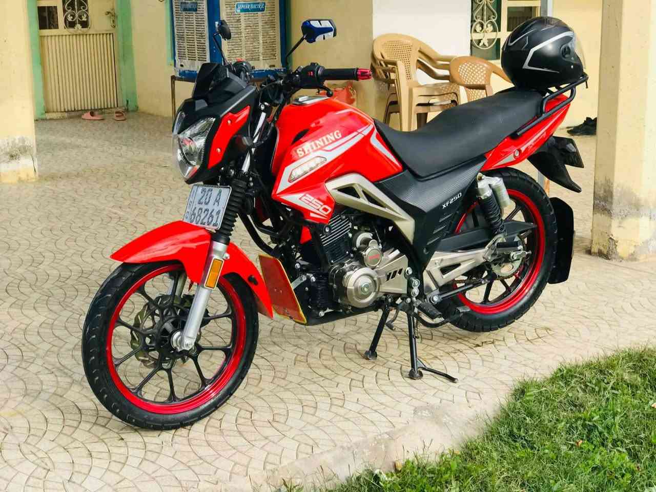 سلام عليكم دراجة البيع نضافة  فول مكفولة كفالة عامة حجم لمحرك,250ستة كير وخير من اللة 
مرقم ديالى مشروع وطني ***********
واتساب! سعر مليونين مكاني بغداد
