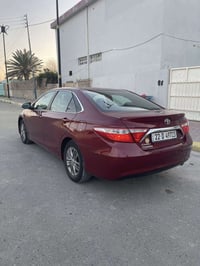 كامري موديل 2016 بيها قطعتين ونص صبغ شرط بدون دواخل مكفوله من الشخط وا...