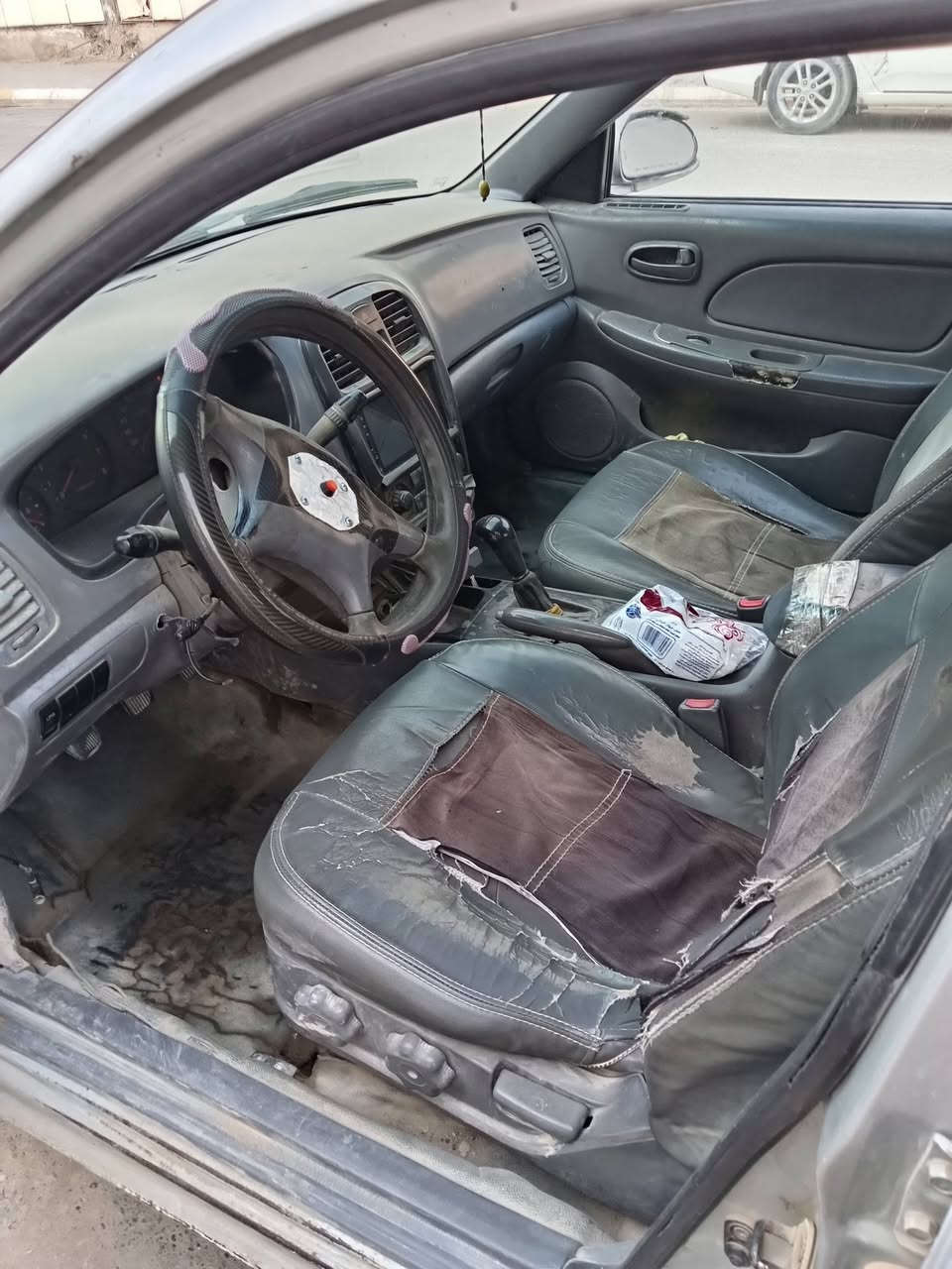 السلام عليكم،، سوناتا موديل 2001 فحص صلاح الدين محرك كير شرط،،، الكشر شوف العين،،، صدر نص عمر،،، كير عادي،،، كابريتر،،، محرك ٤سلندر،،ويل كب،،غرفه نضيفه،،، صاحبها الشرعي بالشركاط،،، مكان السياره تكريت،،، السعر  11ورقه قفل، للاستفسار مراسله الصفحة،،،


**إذا كنت صاحب هذا الإعلان وتريد حذفه لأي سبب، رجاءا أرسل رسالة إلى الدعم الفني**