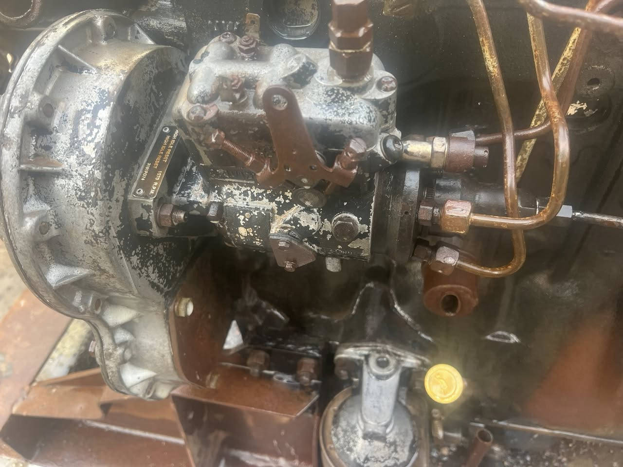 للبيع محرك بيركنز 4 بستم سوبر كامل من كلشي ت ***********
