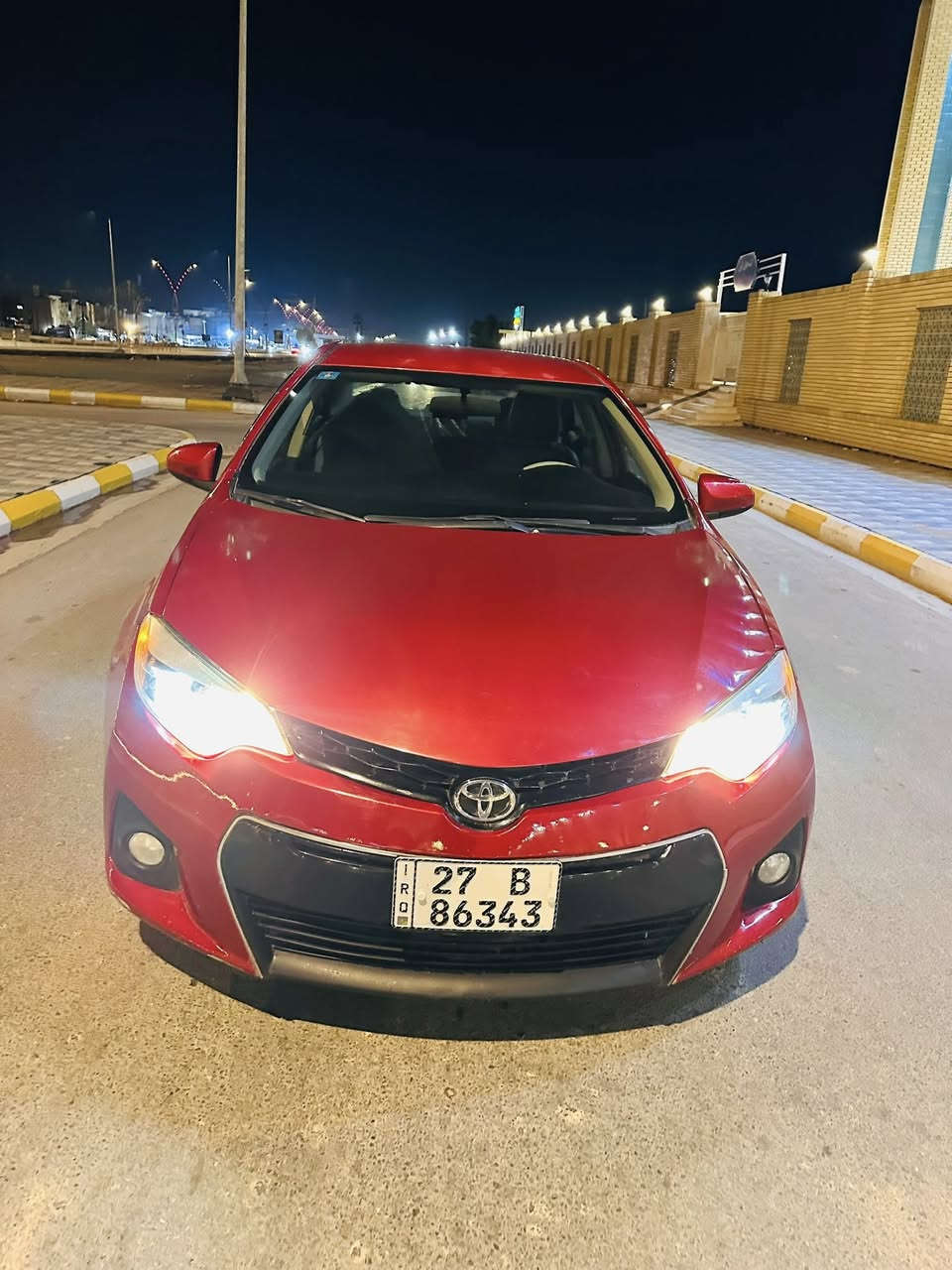 السلام عليكم 
كورلا 2016  ب اسمي مكينة 1800
تبريد ثلج 
حدادية جديدة 
تخم تاير 
لون مميز كرزي 
بيهة خمس قطع صبغ كلير بدون دواخل ابيع حزام 
سيارة استخدام شخصي ونضيفة بالخير على الياخذها 
السعر 110وبيهة مجال 
للاستفسار ***********
مكان السيارة واسط
