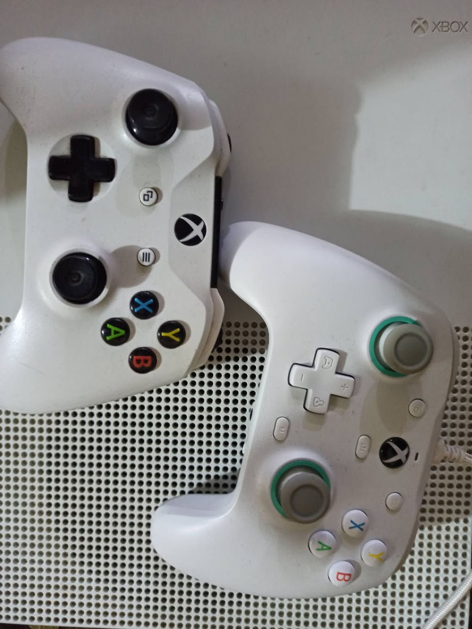 السلام عليكم اكس بوكس وان اس 500كيكا نضافة مثل البلصور ويا يدة كيم سير وقرص كراند 5 وويا يوبي اس جديد السعر220


**إذا كنت صاحب هذا الإعلان وتريد حذفه لأي سبب، رجاءا أرسل رسالة إلى الدعم الفني**