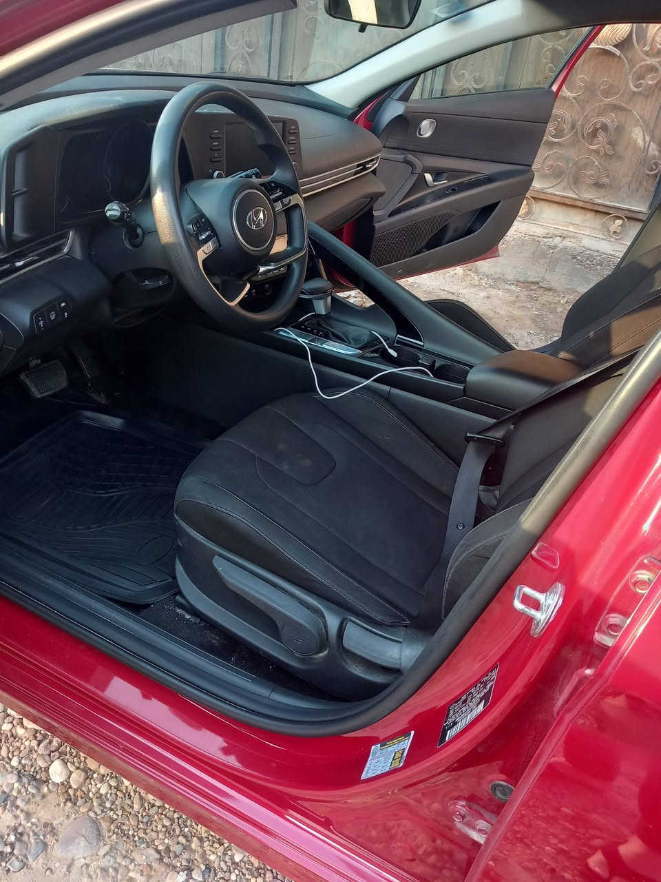 سلام عليكم عله بركه الله عندي سياره النترا هايبرد موديل 2023 رقم بغداد دولي محرك 1600 السعر 155 وقابل للتفاوض صور الحادث موجوده بل منشور رقم الهاتف:*********** 
الموصفات:
🔘بصمة تشغيل 
🔘بصمة أبواب
🔘بصمة صندوق 
🔘تشغيل عن بعد
🔘رادار امامي رادار خلفي وجانبي
🔘مانع تصادم بريك ذكي 
🔘مدخلين شحن واوكس
🔘تبريد بيانو منفصل
🔘كاميرا خلفية دوارة
🔘مانع تصادم 💥 
🔘حساسات اطارات 
🔘مثبت سرعه Cross
🔘قيادة ذاتية 
🔘اضوية اماميه LED
🔘نضام ترحيب عند الاقتراب 
🔘مانع انزلاق 
🔘تدفئة بالكشنات
🔘انارة اضوية اوتوماتيك
🔘3 أنظمة قيادة (eco,Nor, sport) 
🔘زر عرض الكاميرا 
🔘سايد بريك بصمه
