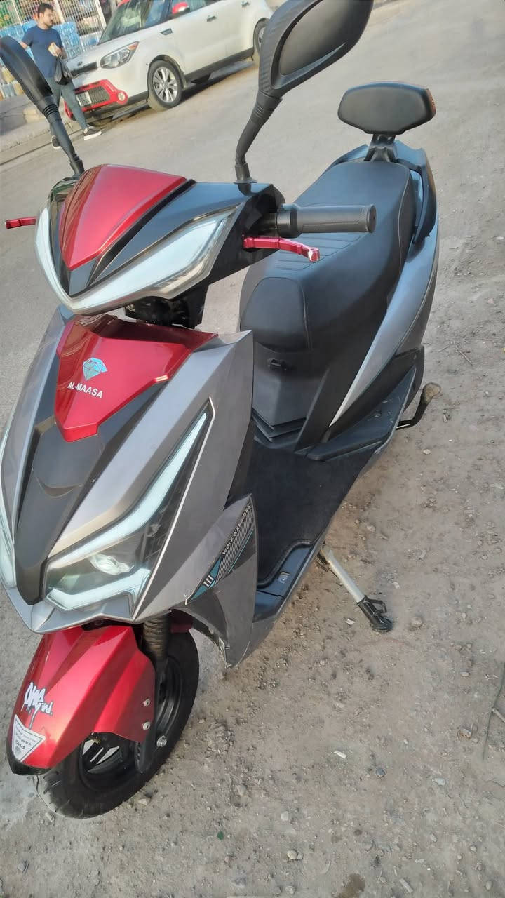 دراجة سكنس شحن نضيفة اي نقص مابيهة السعر ٤٧٥ مكاني الشعب ***********
