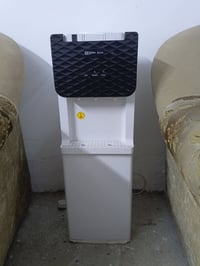 براد ماء حار بارد للبيع مكاني الزعفرانية  07842402011