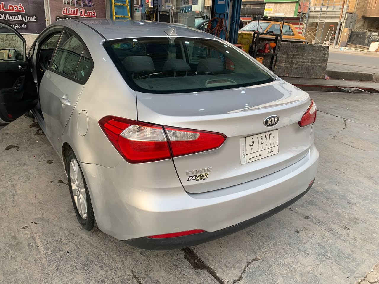 سلام عليكم فورتي موديل 2015 حادث جدا بسيط سطحي بين بابين جهه يمنه فقط    بجم كبس  بدون ارباك رقم بغداد 
مواصفات معروفه فول تحكمات ويل كب  بلوتوث اربعه دسك

حاله المحرك/٢٠٠٠ دوش
حاله الكير/ع وضع شركه
ماشيه/118
سياره كلش نظيفه وناعمه ممتعوبه

السعر/108 بي مجال بسيط

الموقع:بغداد/الكرخ _حي الجامعه
للاستفسار/***********
ممتواجد ع خاص رجاءل لاتعبني ولاتعبك اتصال فقط
