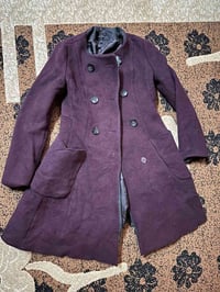 قياس ٣٦ • قابل للتفاوض • ملابس