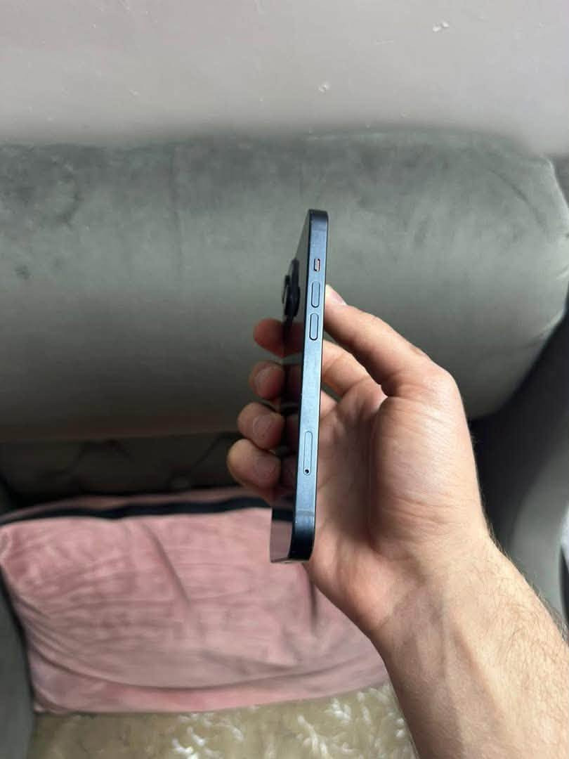 يفون14عادي لون نيلي بطاريه مبدله وشاشه مبدله اصلايات تفصيخ وشاشه بيهة فطر فقط فيس ايدي شغال نت تصال كله شغال تجي تفحص لحد ماا تملل السعر425او بي مجال 
العنوان شعب رقم ***********
