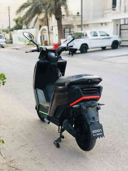 سلام عليكم🙋

موصفاته 👇🏽

دراجــــه ضخــــمه نفس مواصفات ام عيون 👀

ب 6 بطاريه وبقدرة ملف 1200 واط شرط الشلعه القويه تضاهي شلعة الوحش  سرعته 60 كم

وتقطع مسافه لا تقل عن ال 70 ال 80 كم بالشحنه الواحده

تجي بنظام دبل إشاره وكروز تثبيت السرعه ونظام البگ 

اي استفسار اتصال 
‭0787 075 9296‬
بغداد الغزاليه
