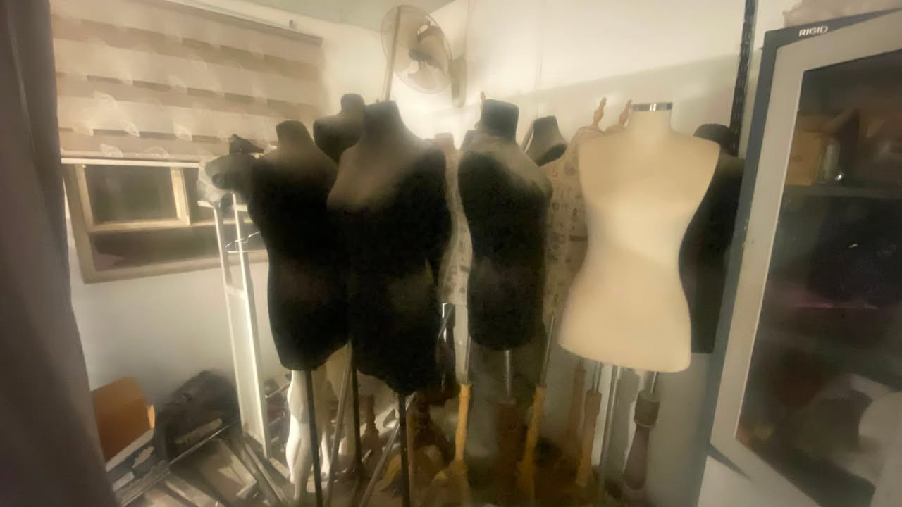 كلهن للبيع 
سعر الوحده ٢٥ الف 
قياس ٣٨
٣٦
٤٠ 
اسفنج


**إذا كنت صاحب هذا الإعلان وتريد حذفه لأي سبب، رجاءا أرسل رسالة إلى الدعم الفني**